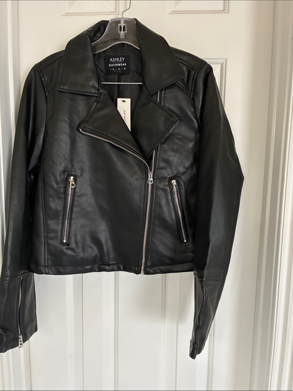 Francesca's Collections Black Faux Leather Cropped Moto Jacket